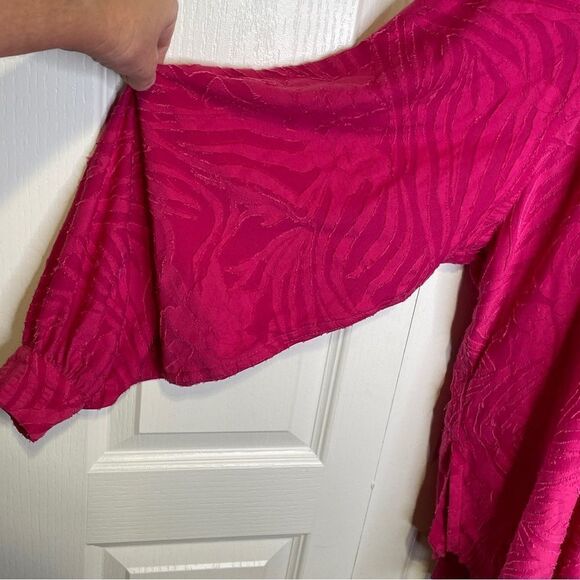 Free People Can’t Stop Dreaming Oversized Tunic Blouse Hot Pink Size Medium - Picture 6 of 14